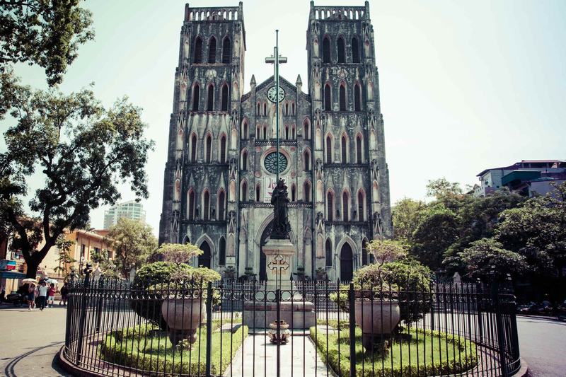 La-Cathedrale-Saint-Joseph-Hanoi